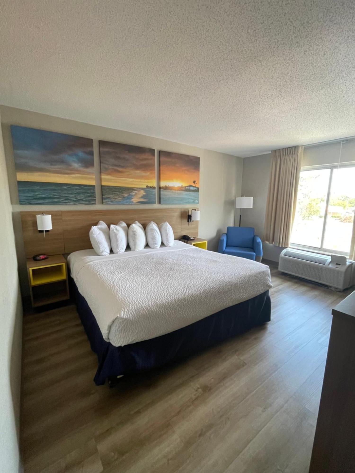 Days Inn By Wyndham Florence Near Civic Center Buitenkant foto